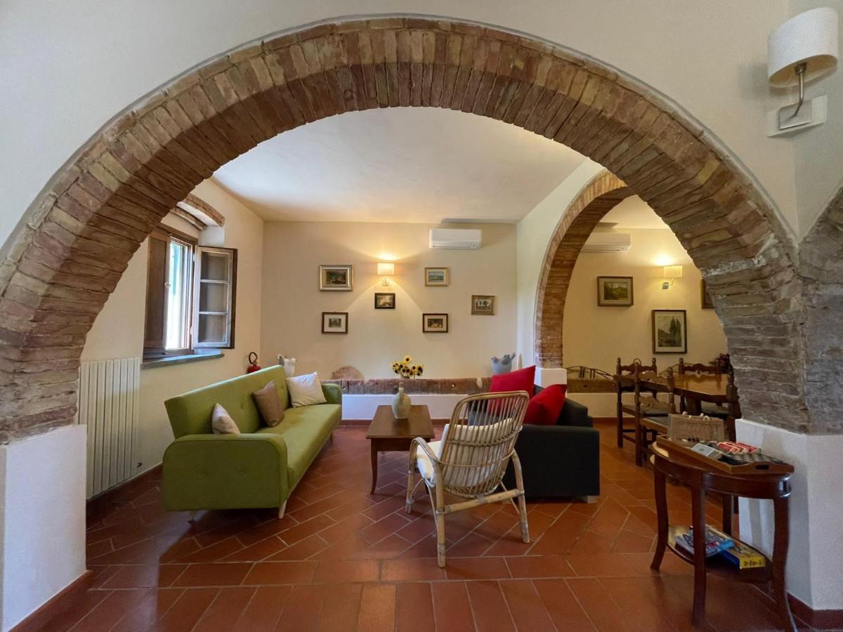 Podere I Sorbi, Spacious Tuscan Villa, Lajatico, Nr Pisa Molino Mazzetti Exterior photo